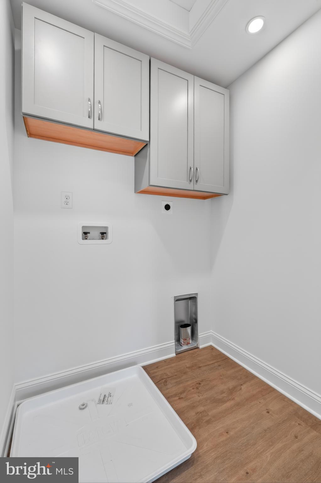 CHELSEA ESTATES - Residential