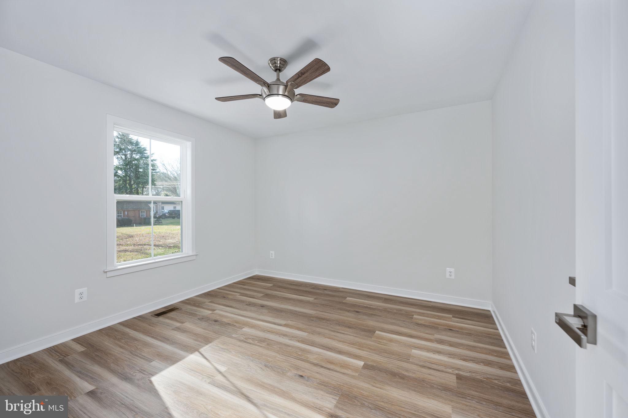 WESTMORELAND SHORES - Residential