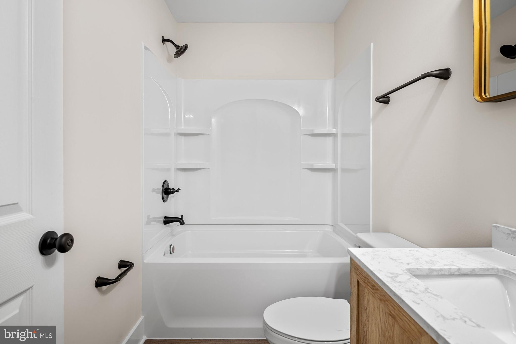 CAROLINE PINES - Residential