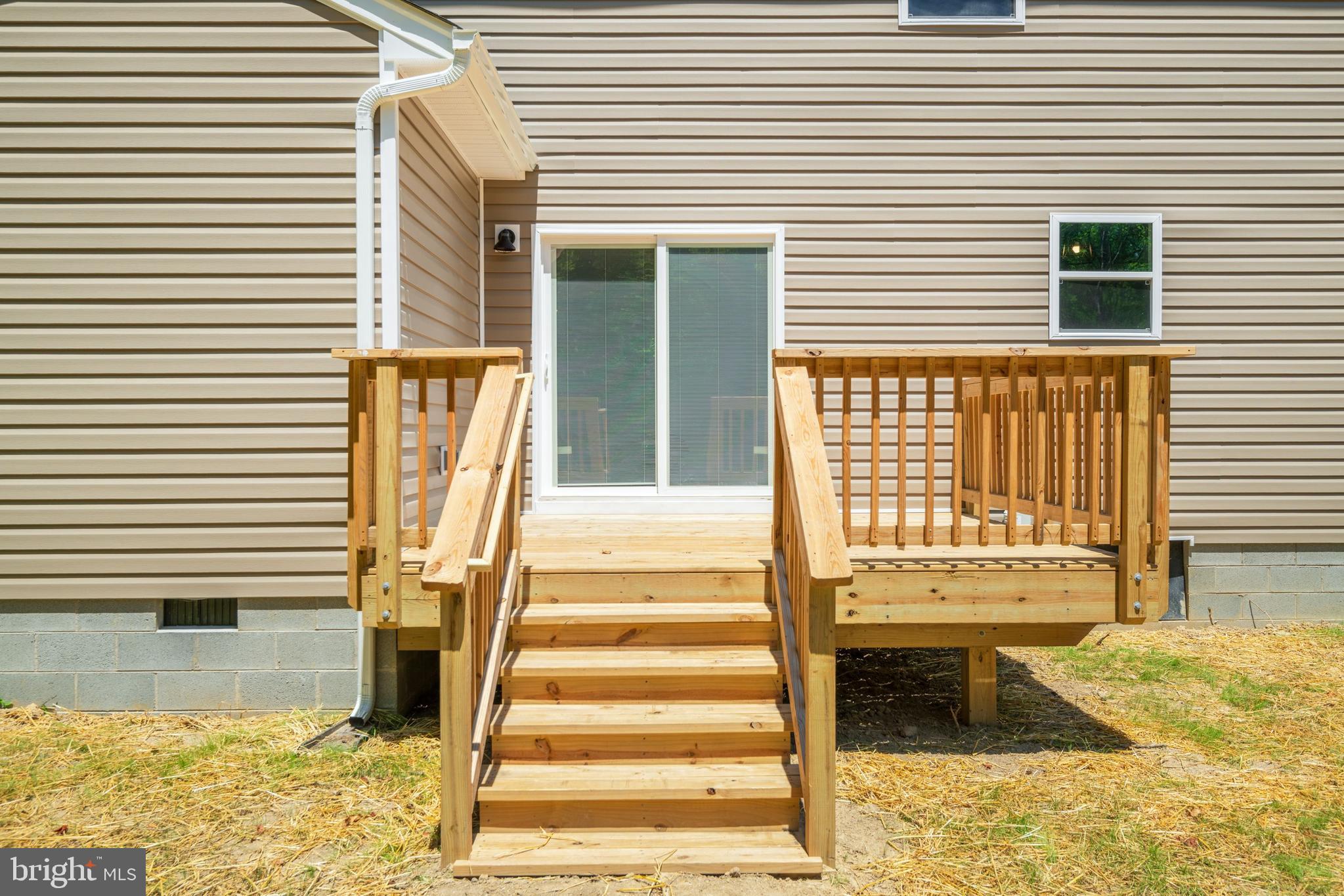 CAROLINE PINES - Residential