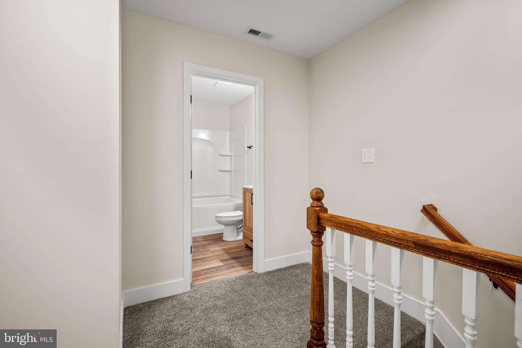 CAROLINE PINES - Residential