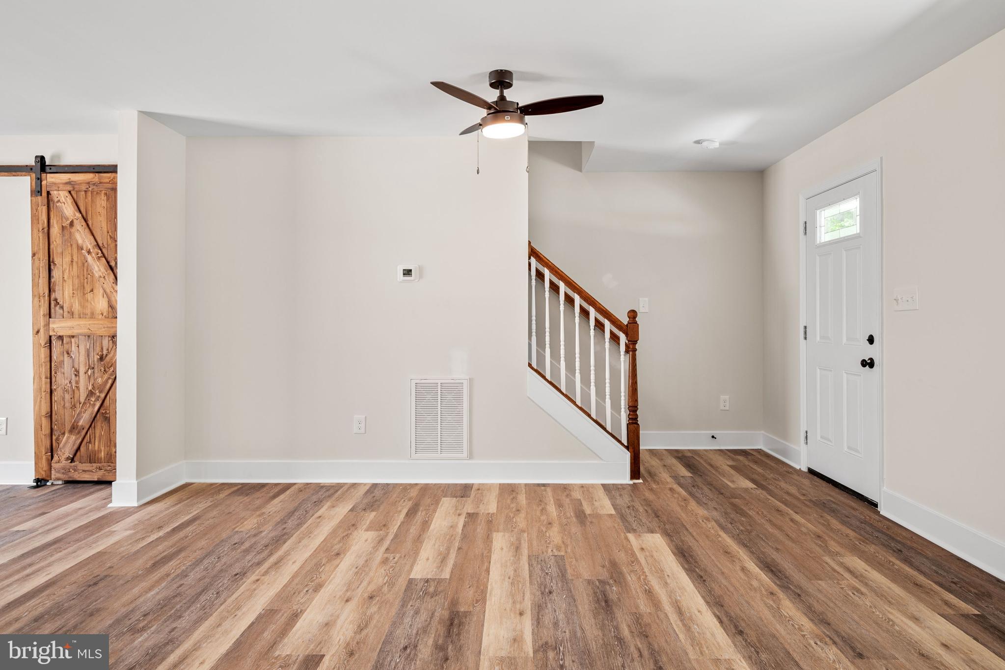 CAROLINE PINES - Residential