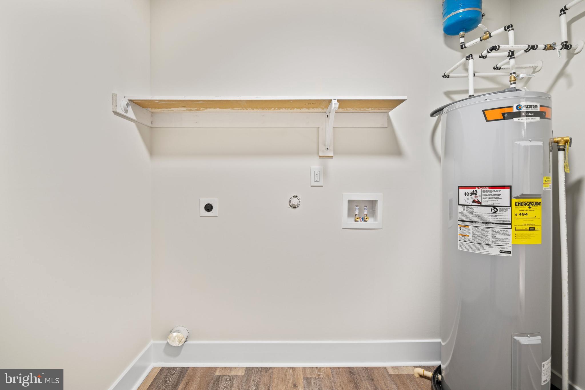 CAROLINE PINES - Residential