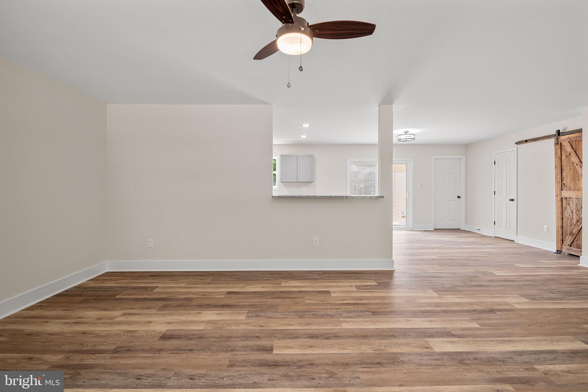 CAROLINE PINES - Residential