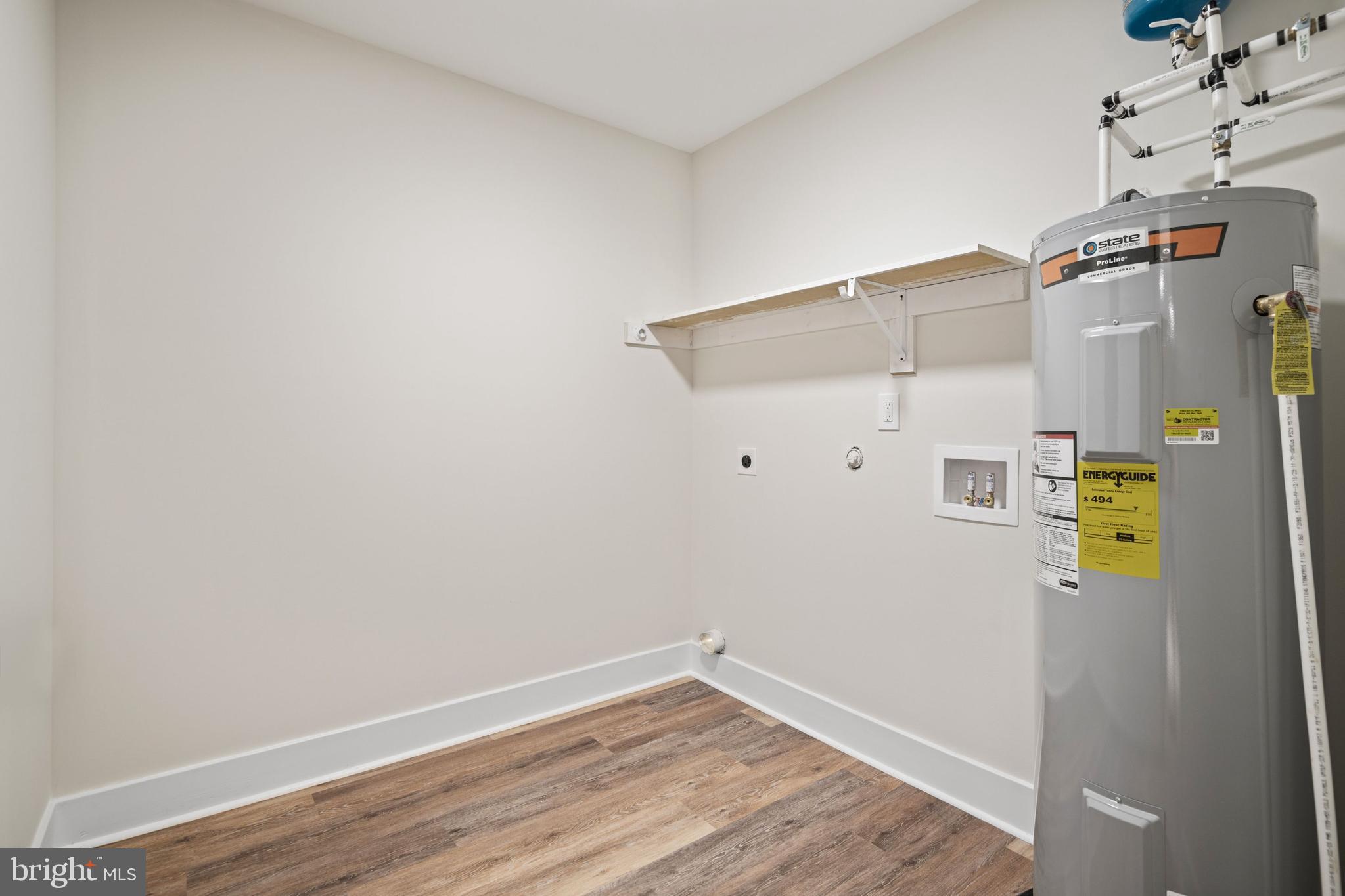 CAROLINE PINES - Residential