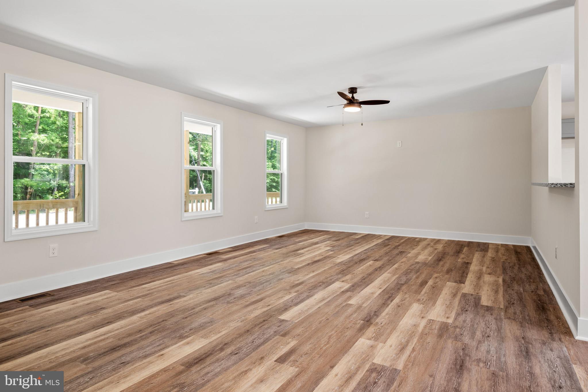 CAROLINE PINES - Residential