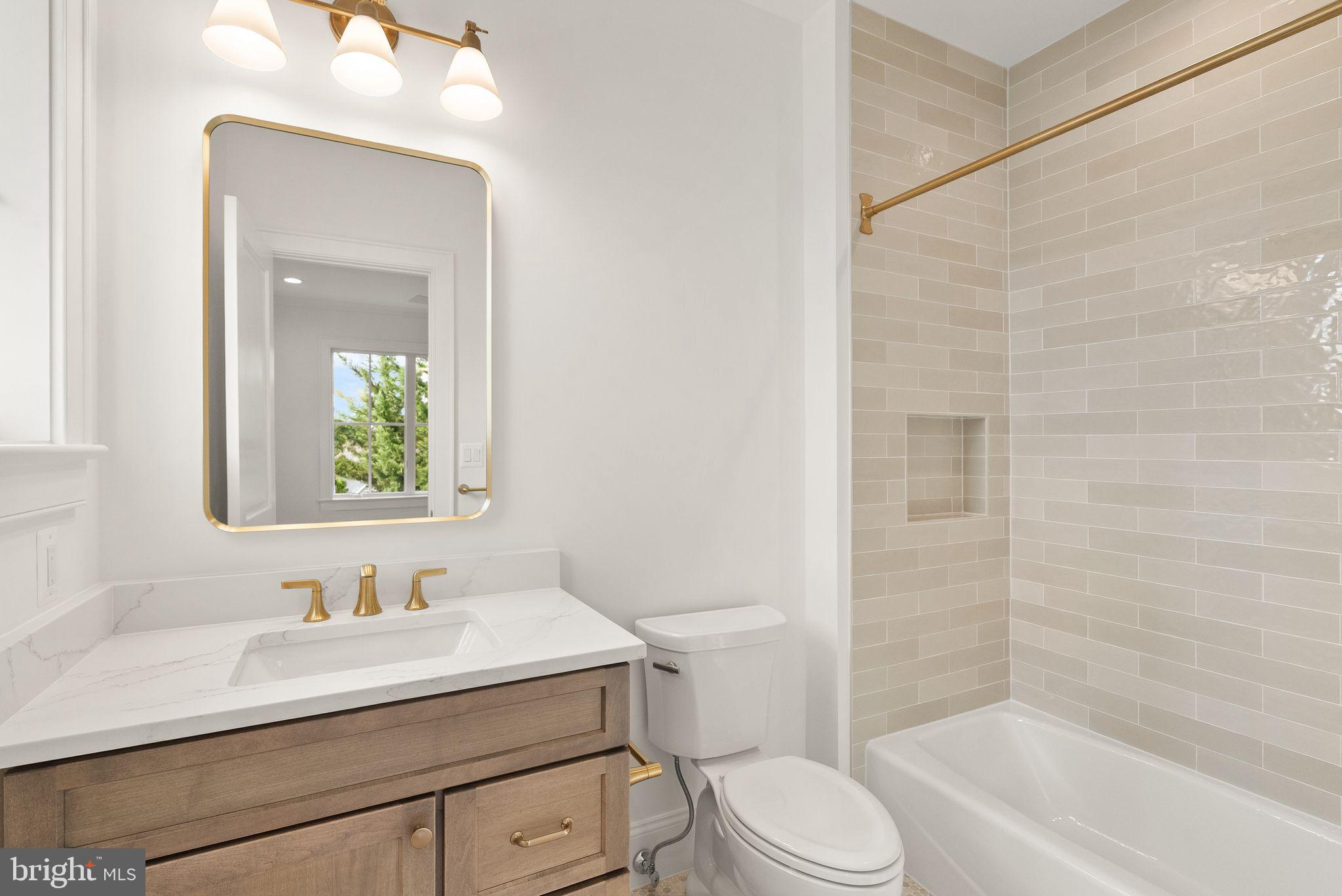 BELLEVUE FOREST - Residential