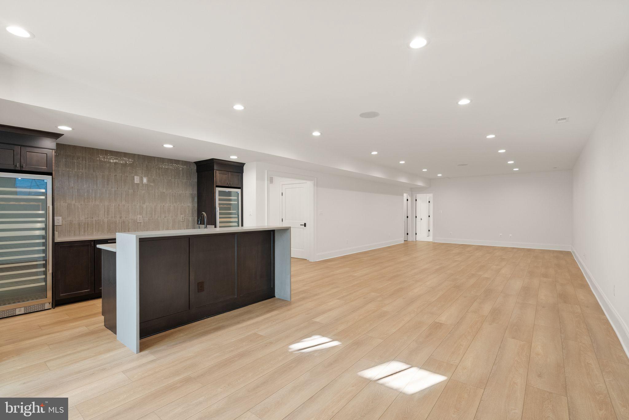 BELLEVUE FOREST - Residential