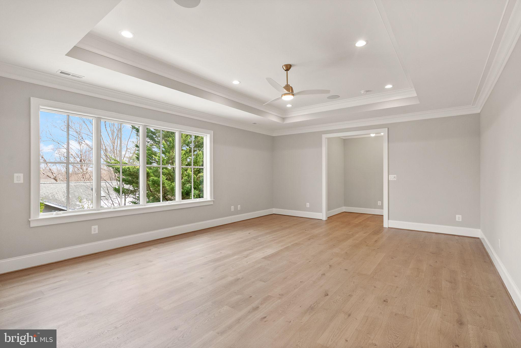 BELLEVUE FOREST - Residential