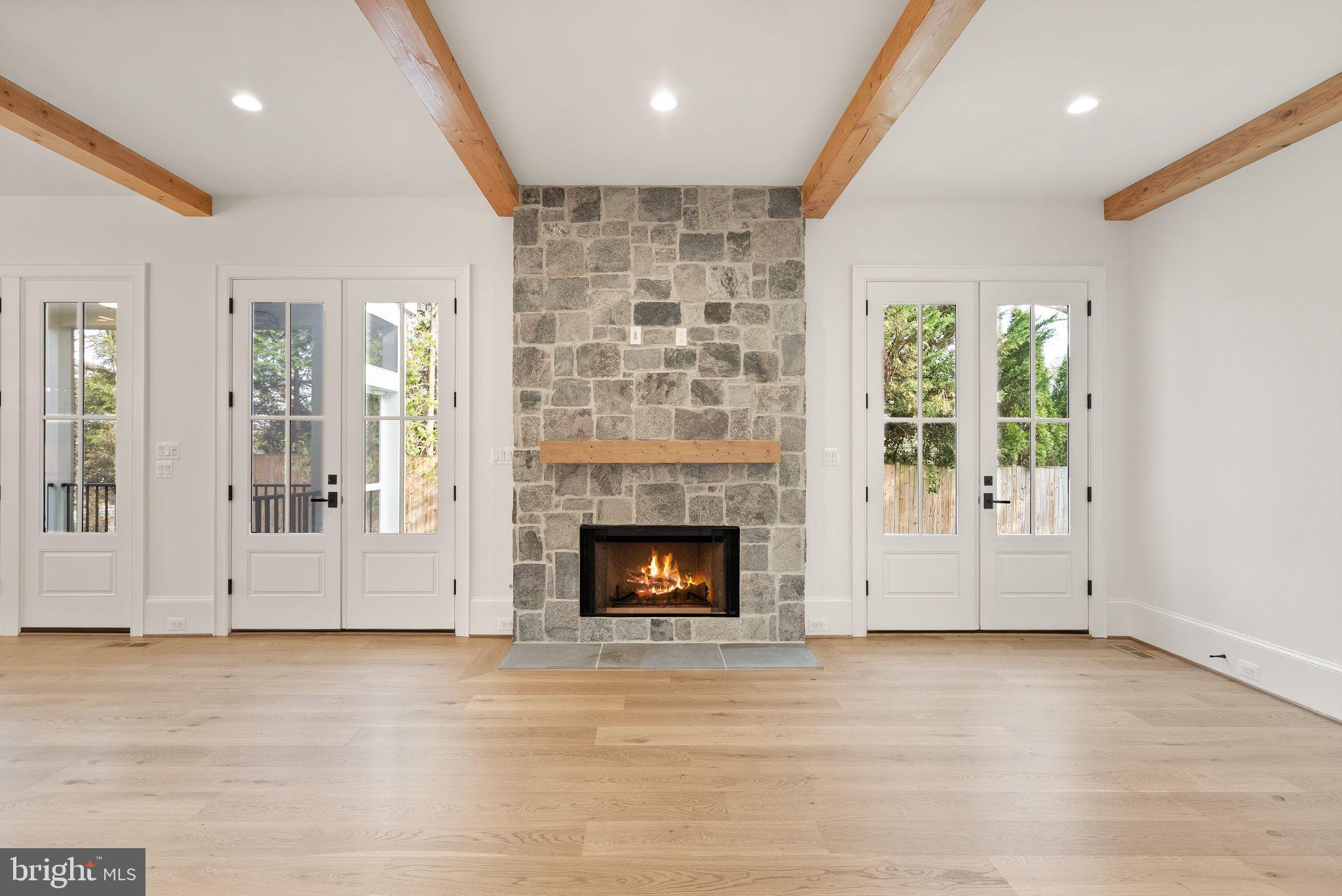 BELLEVUE FOREST - Residential