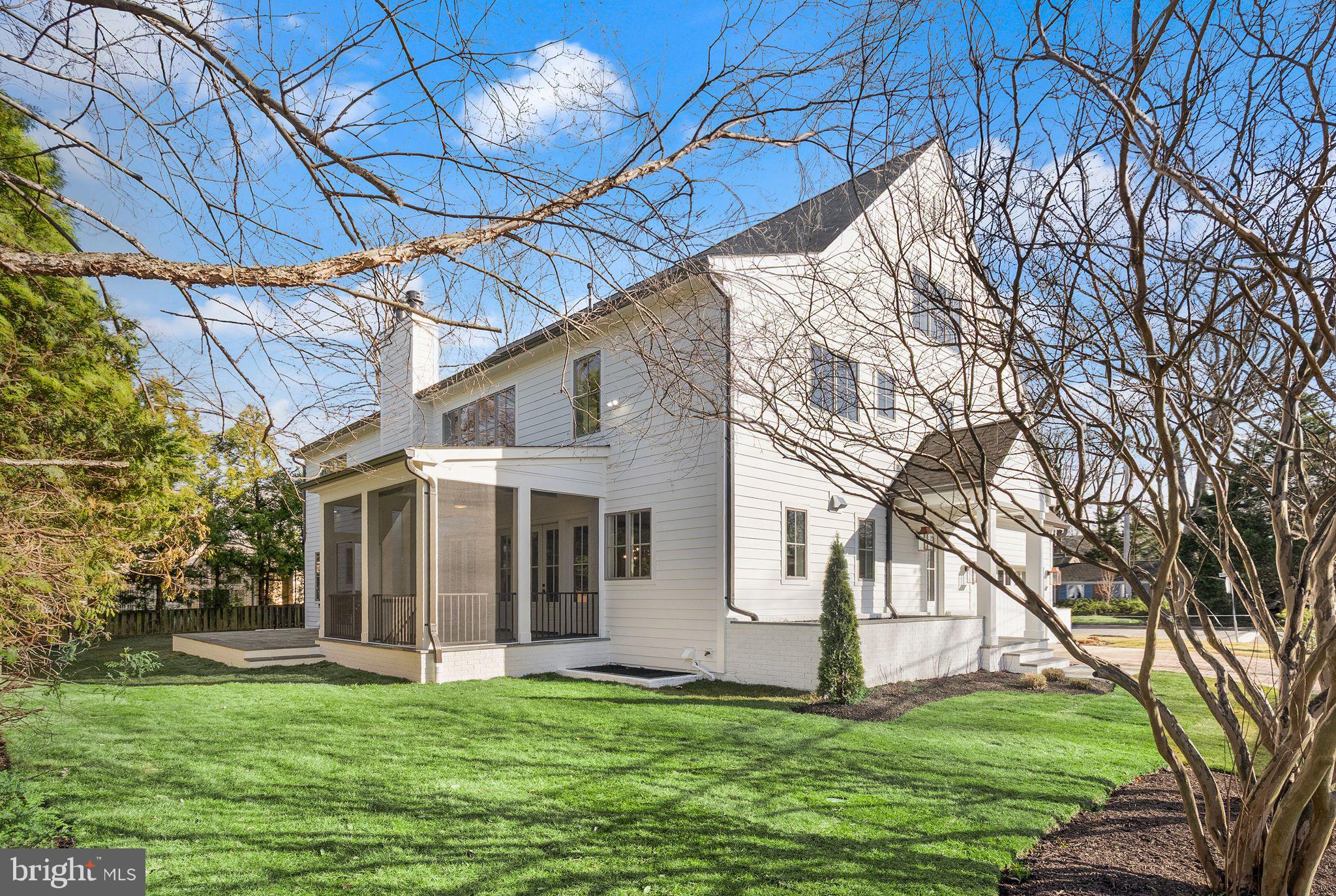 BELLEVUE FOREST - Residential