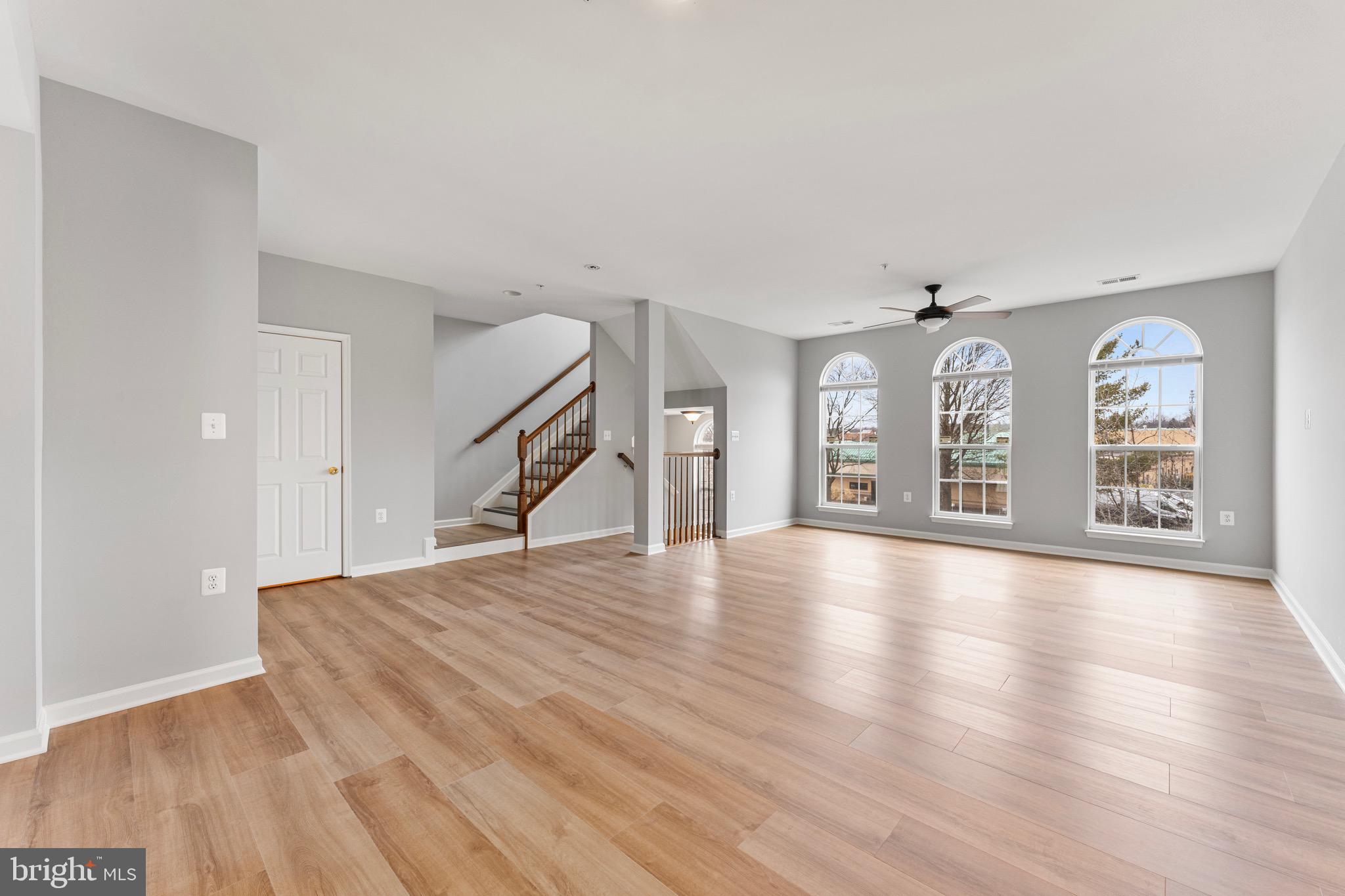 CENTREVILLE CROSSING - Residential Lease