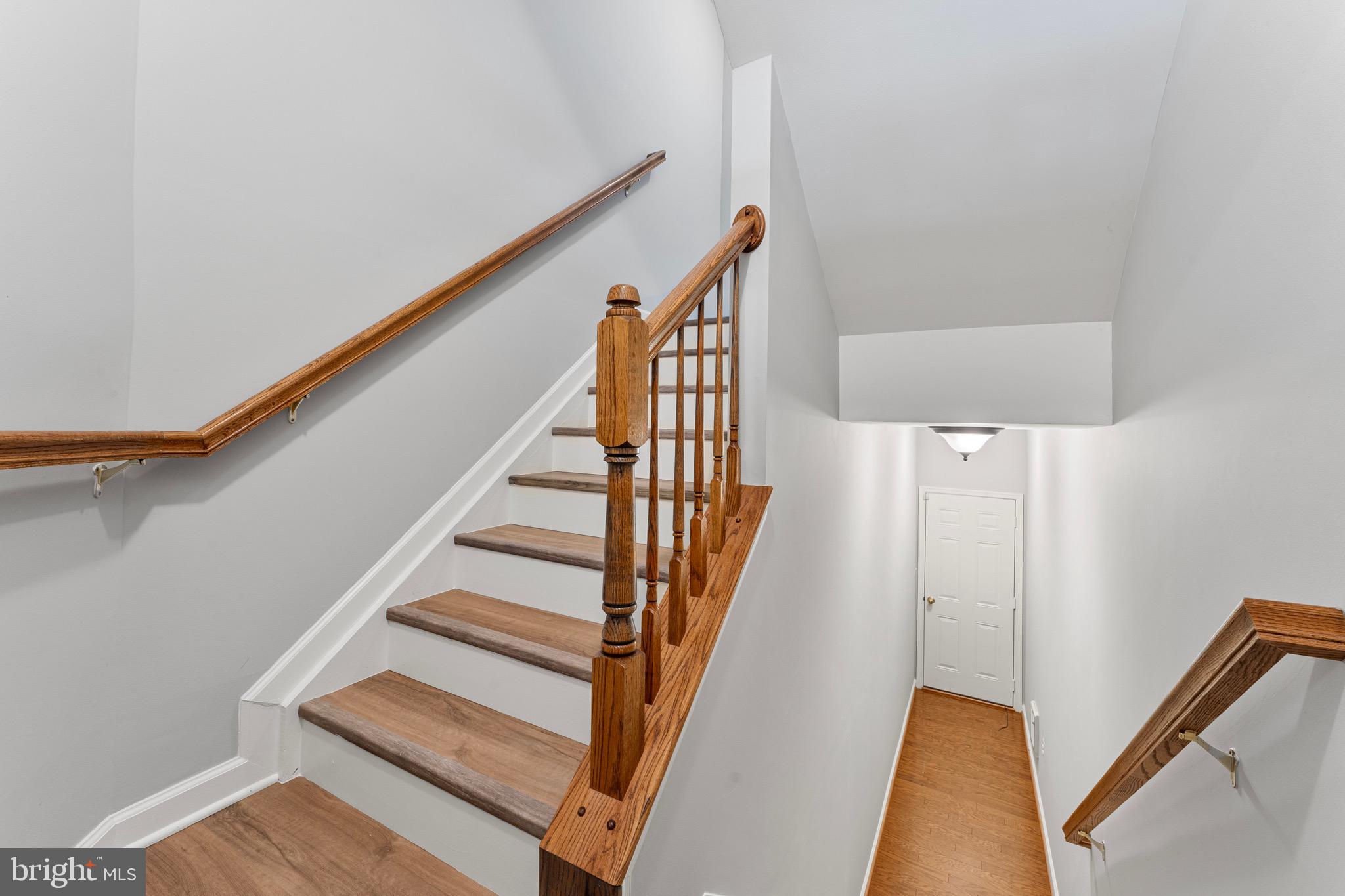 CENTREVILLE CROSSING - Residential Lease