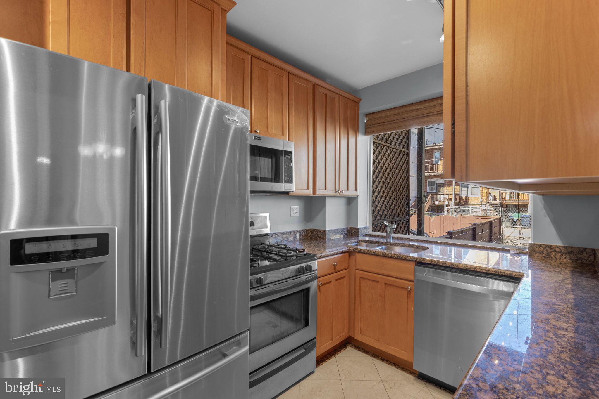 BROOKLAND - Residential Lease