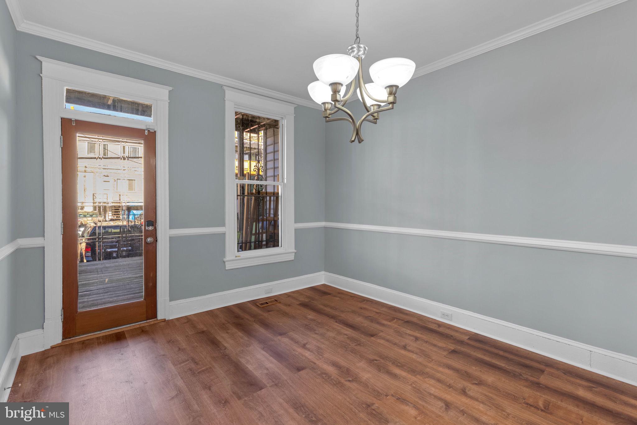 BROOKLAND - Residential Lease