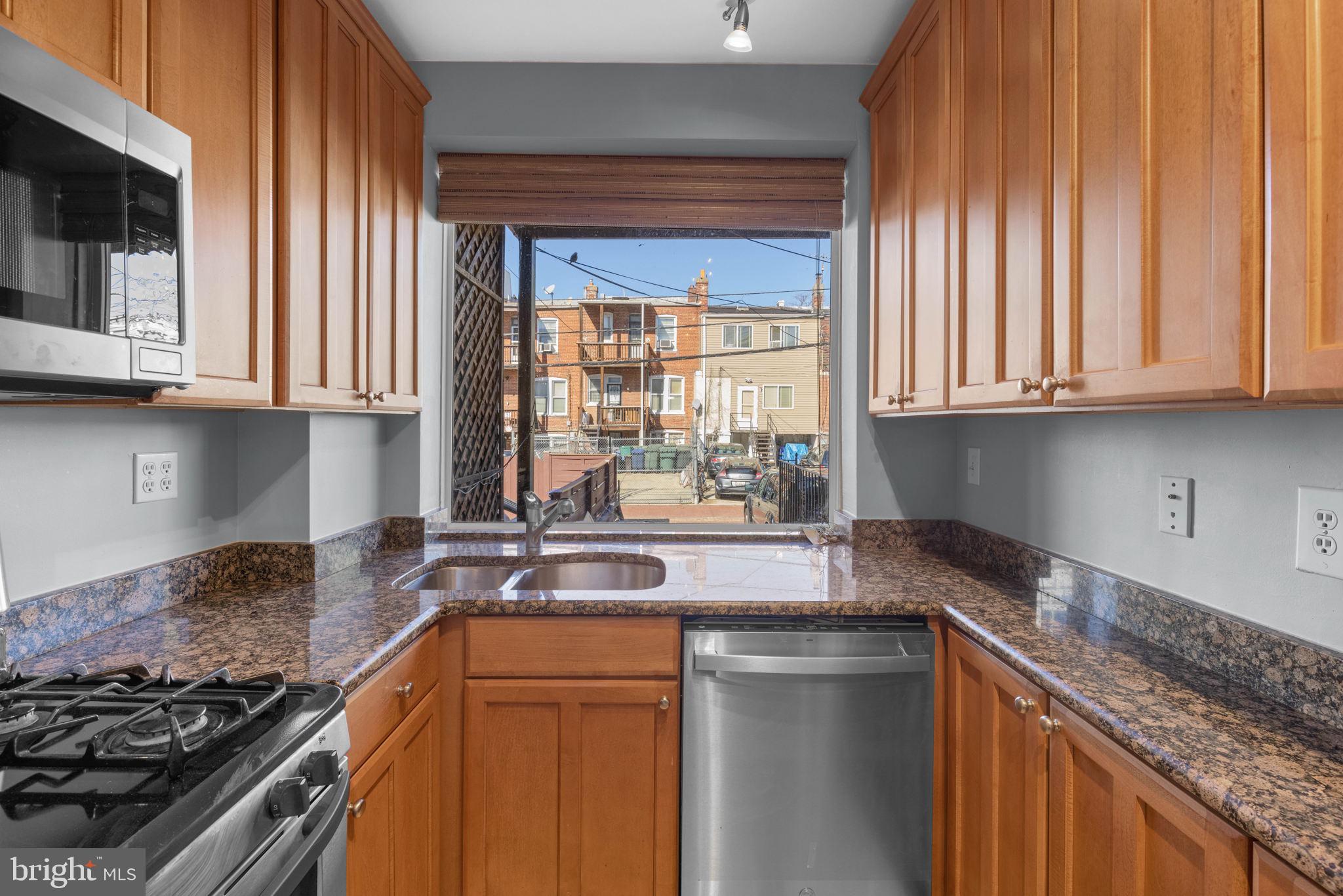 BROOKLAND - Residential Lease