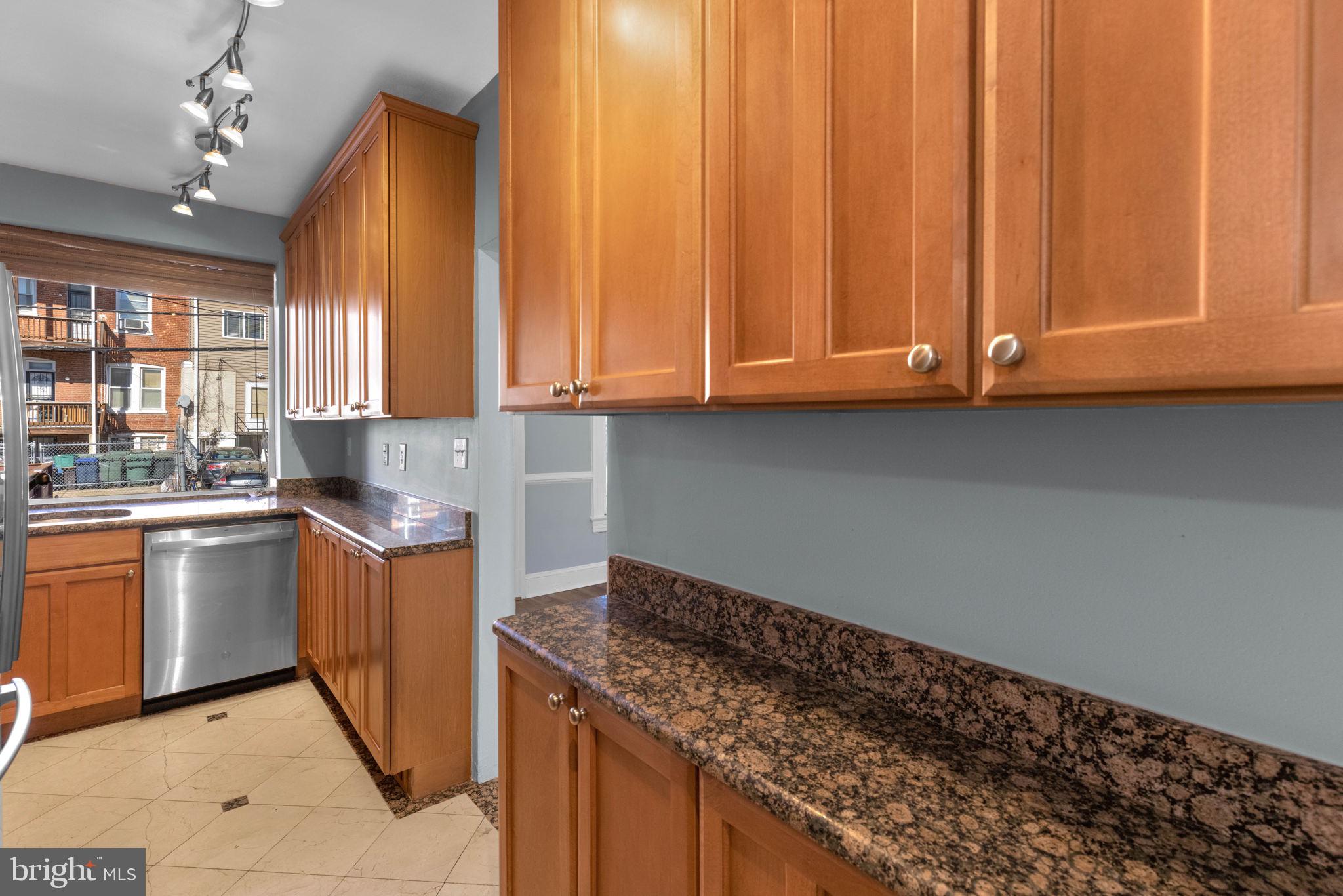 BROOKLAND - Residential Lease