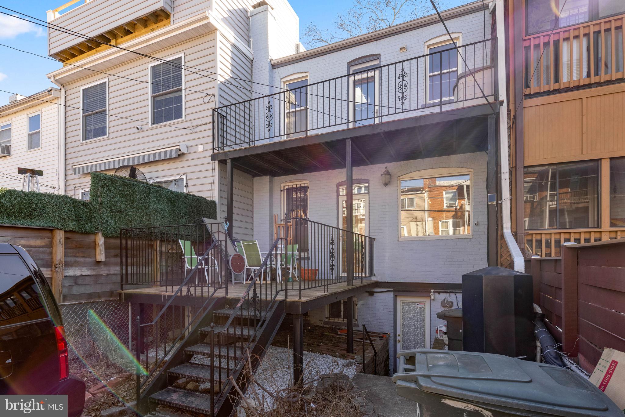 BROOKLAND - Residential Lease