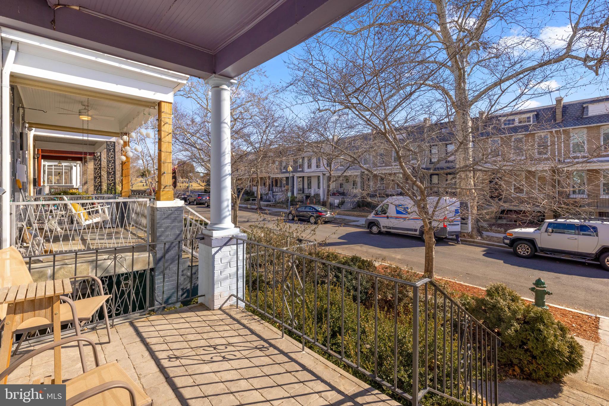 BROOKLAND - Residential Lease