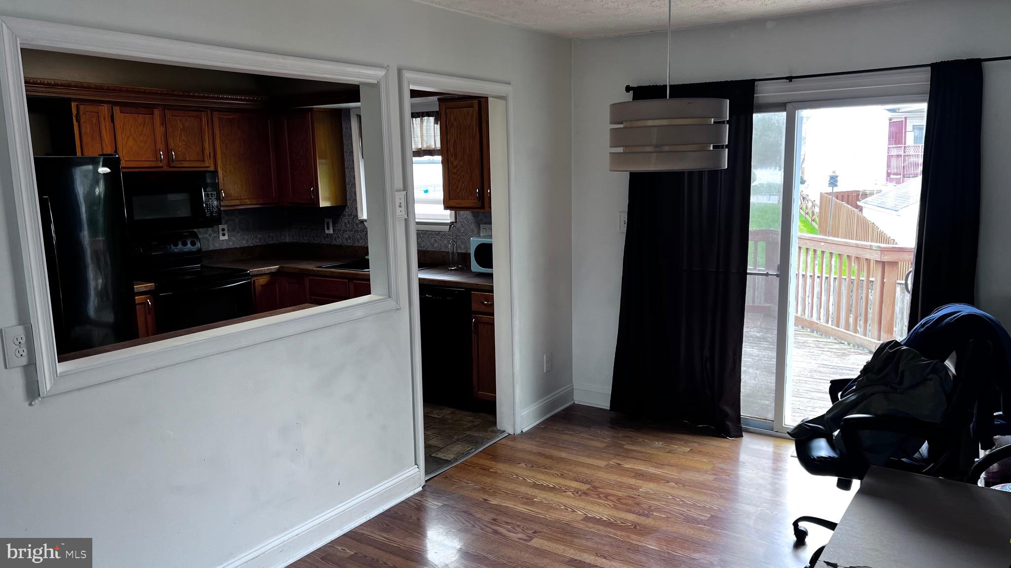 TRIMBLE FIELDS - Residential