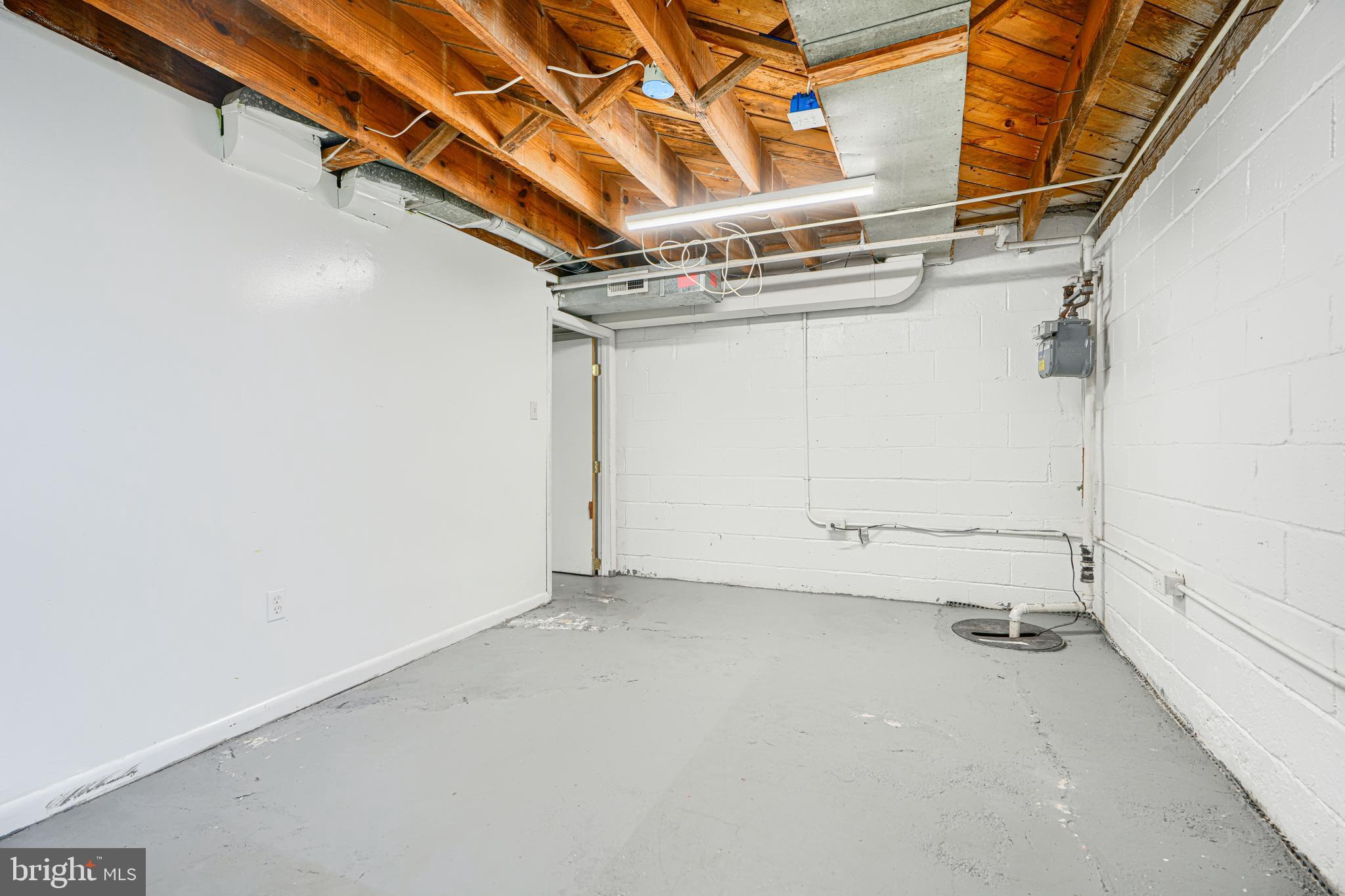 MIDDLESEX - Residential