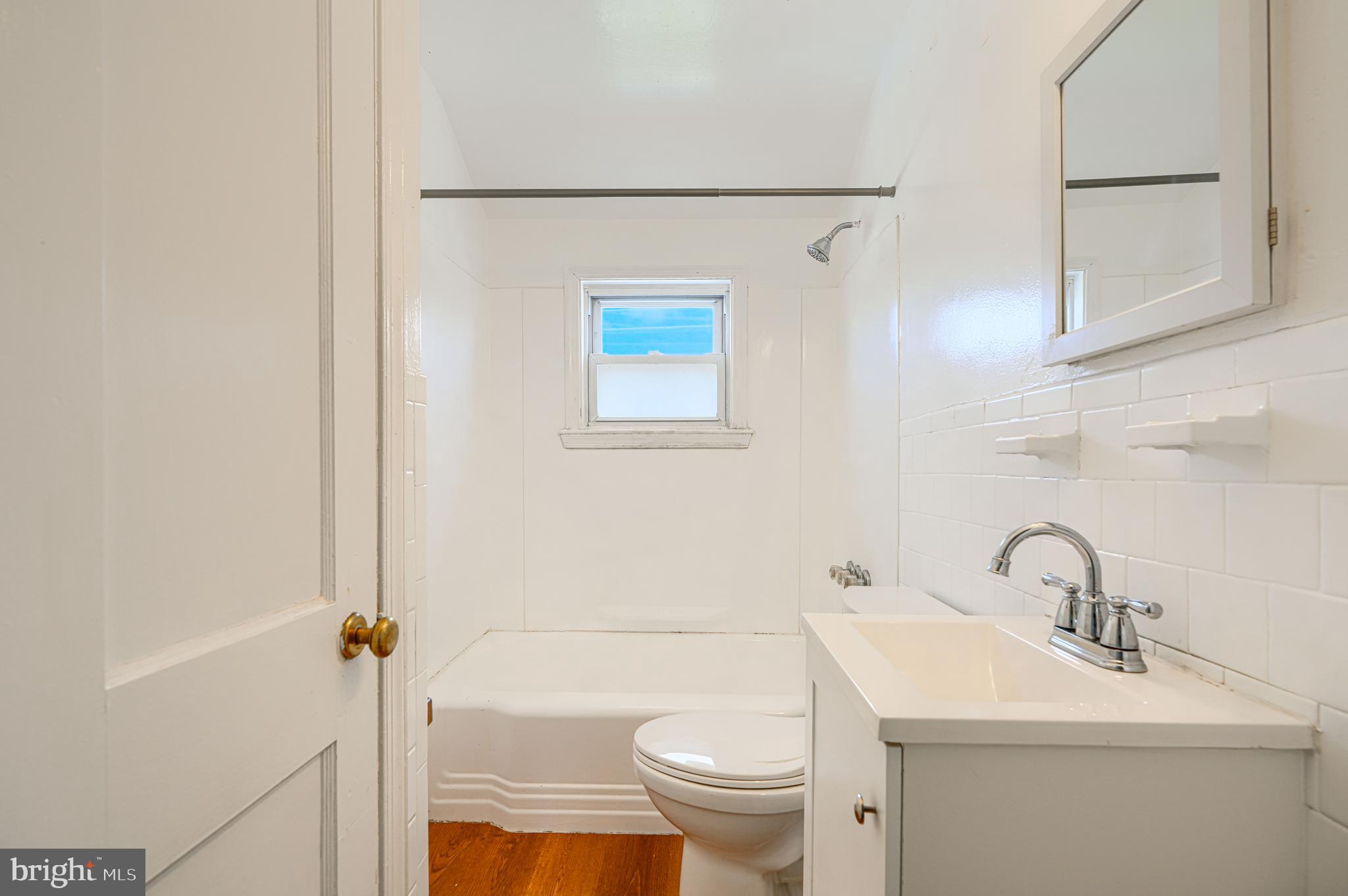 MIDDLESEX - Residential