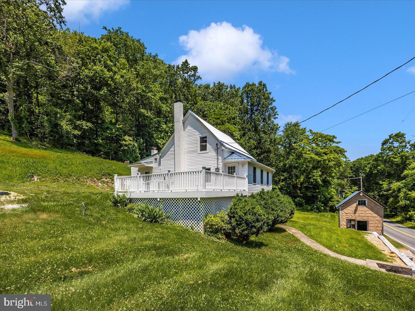 6824 MOUNTAIN CHURCH ROAD