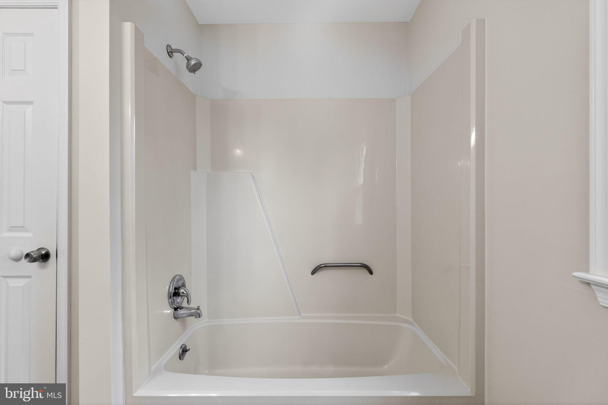 EATON VIL - Residential