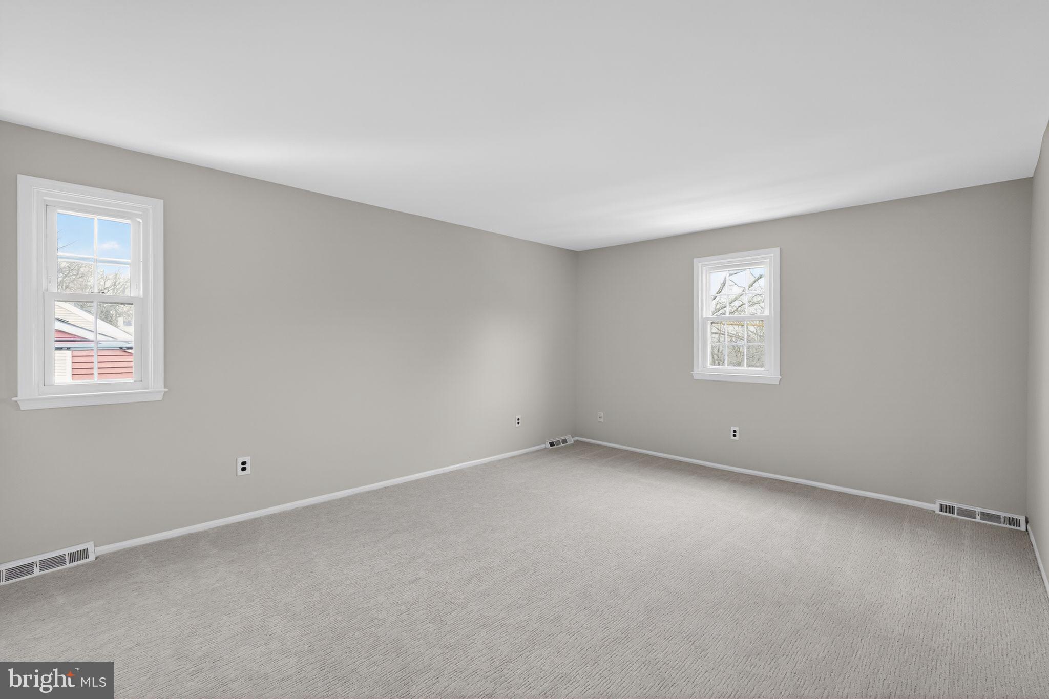 EATON VIL - Residential