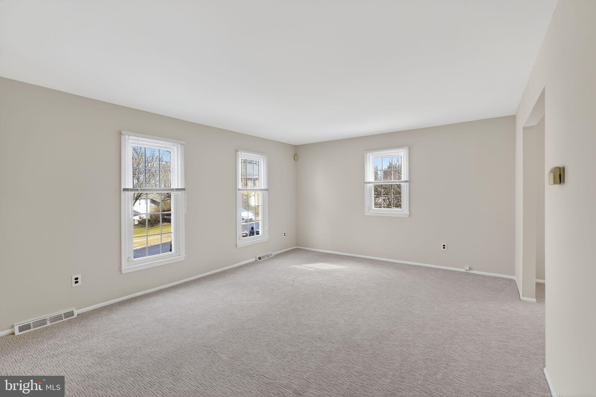 EATON VIL - Residential