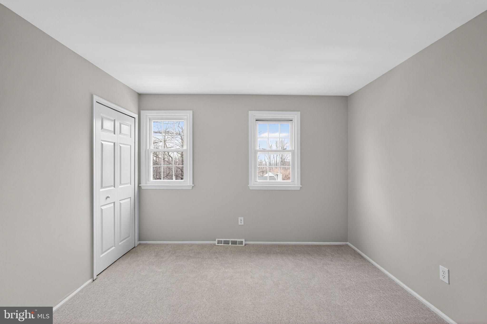 EATON VIL - Residential