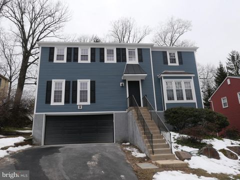 Photo of 151 Eaton Drive, WAYNE, PA 19087 (MLS # PADE2109550)