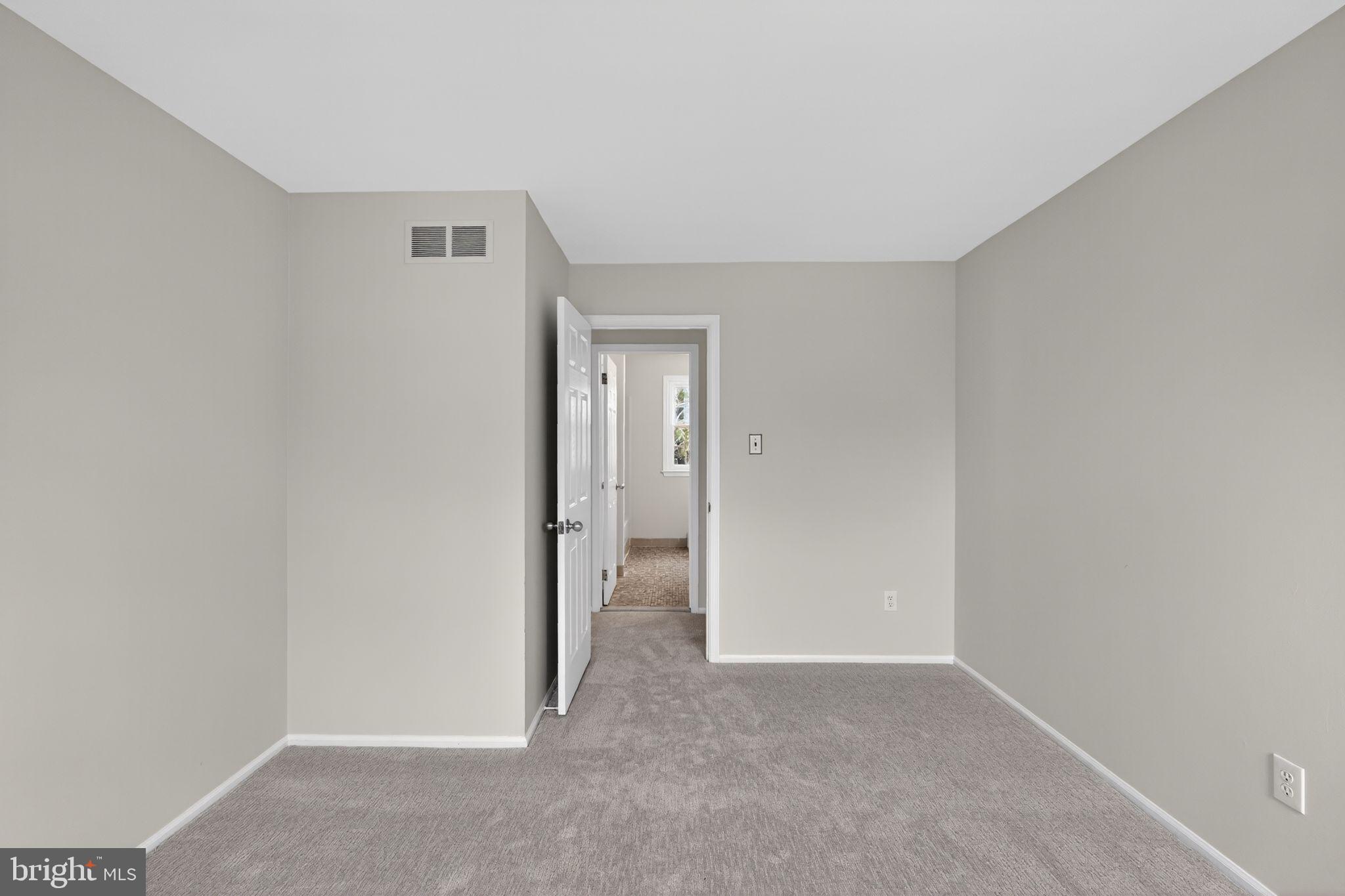 EATON VIL - Residential