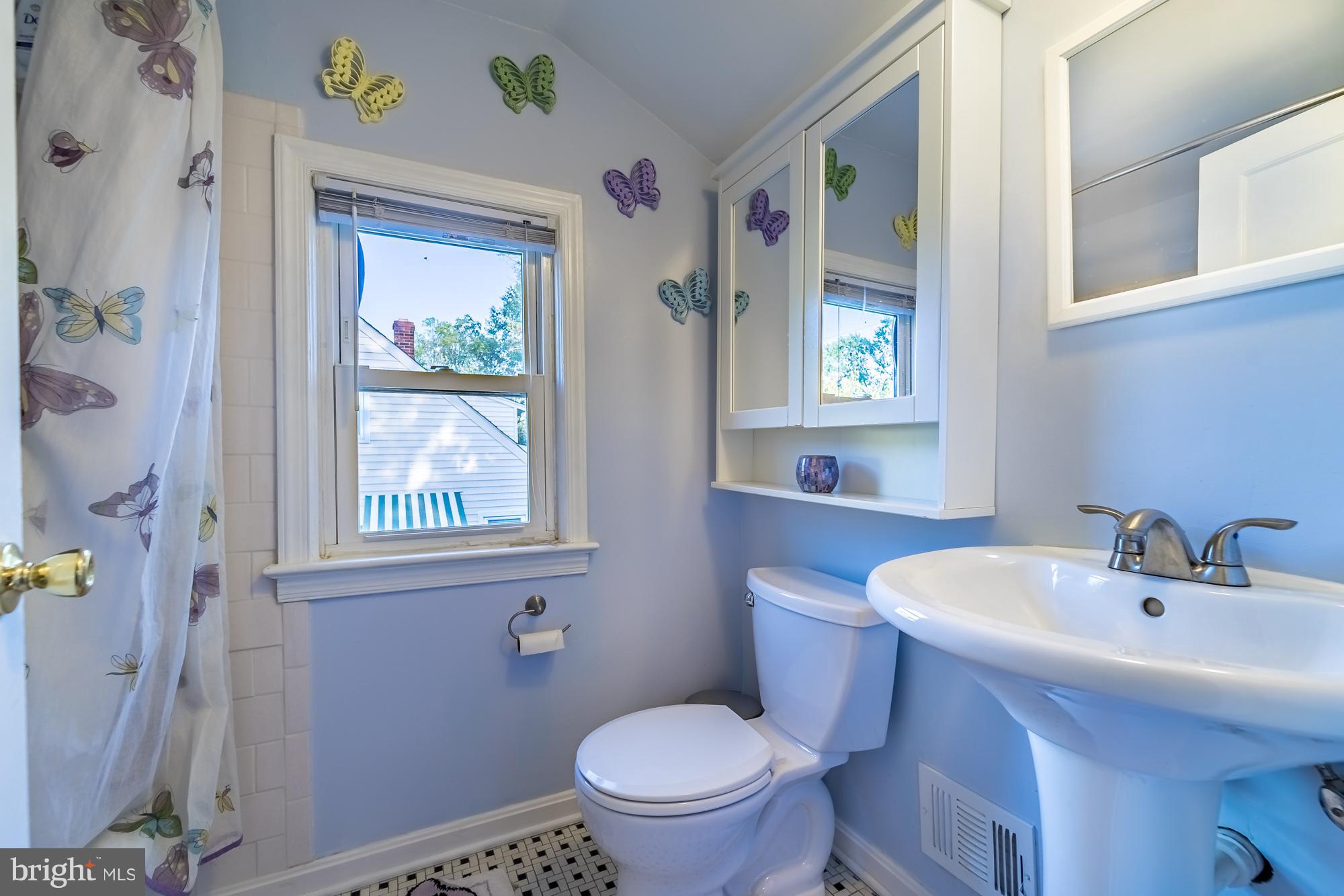 OAKVIEW - Residential Lease