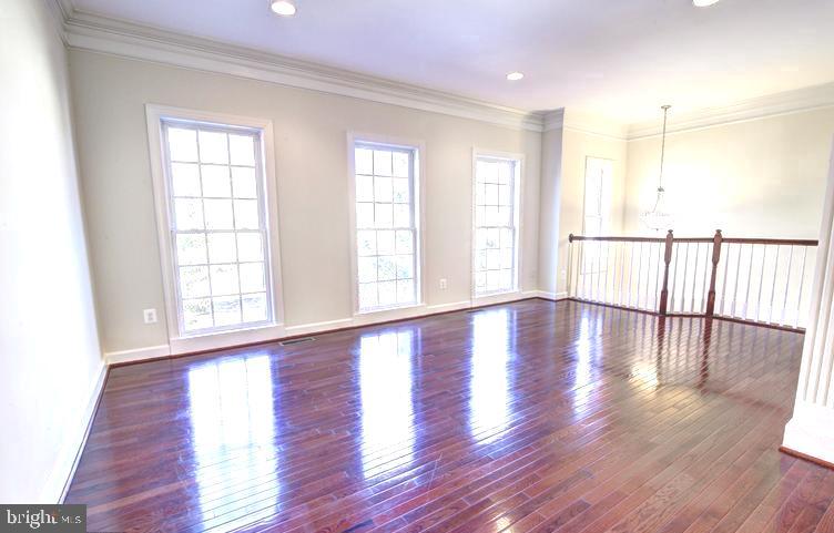 LORTON STATION SOUTH - Residential Lease