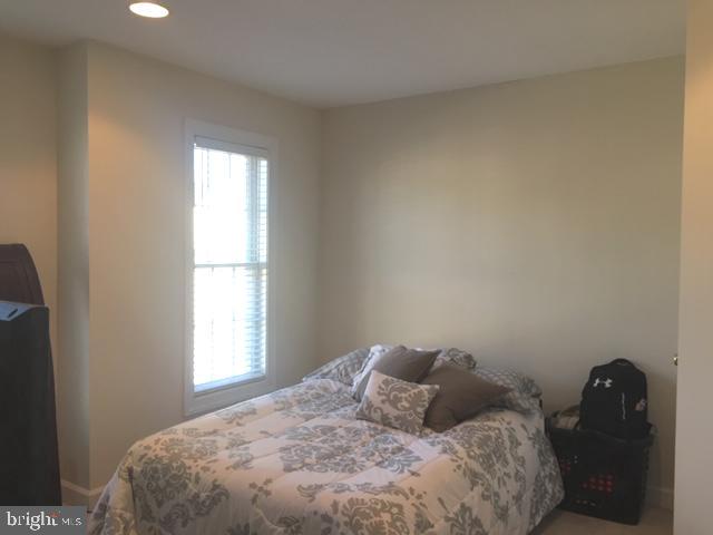 LORTON STATION SOUTH - Residential Lease