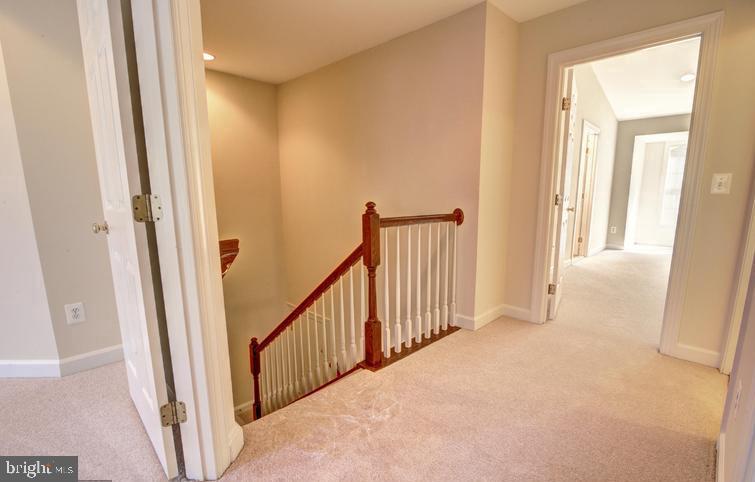 LORTON STATION SOUTH - Residential Lease