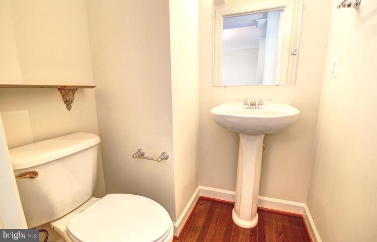 LORTON STATION SOUTH - Residential Lease