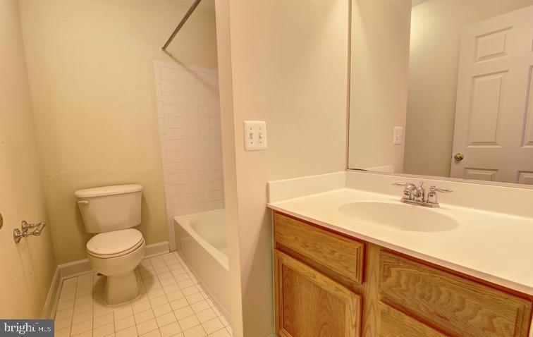 LORTON STATION SOUTH - Residential Lease