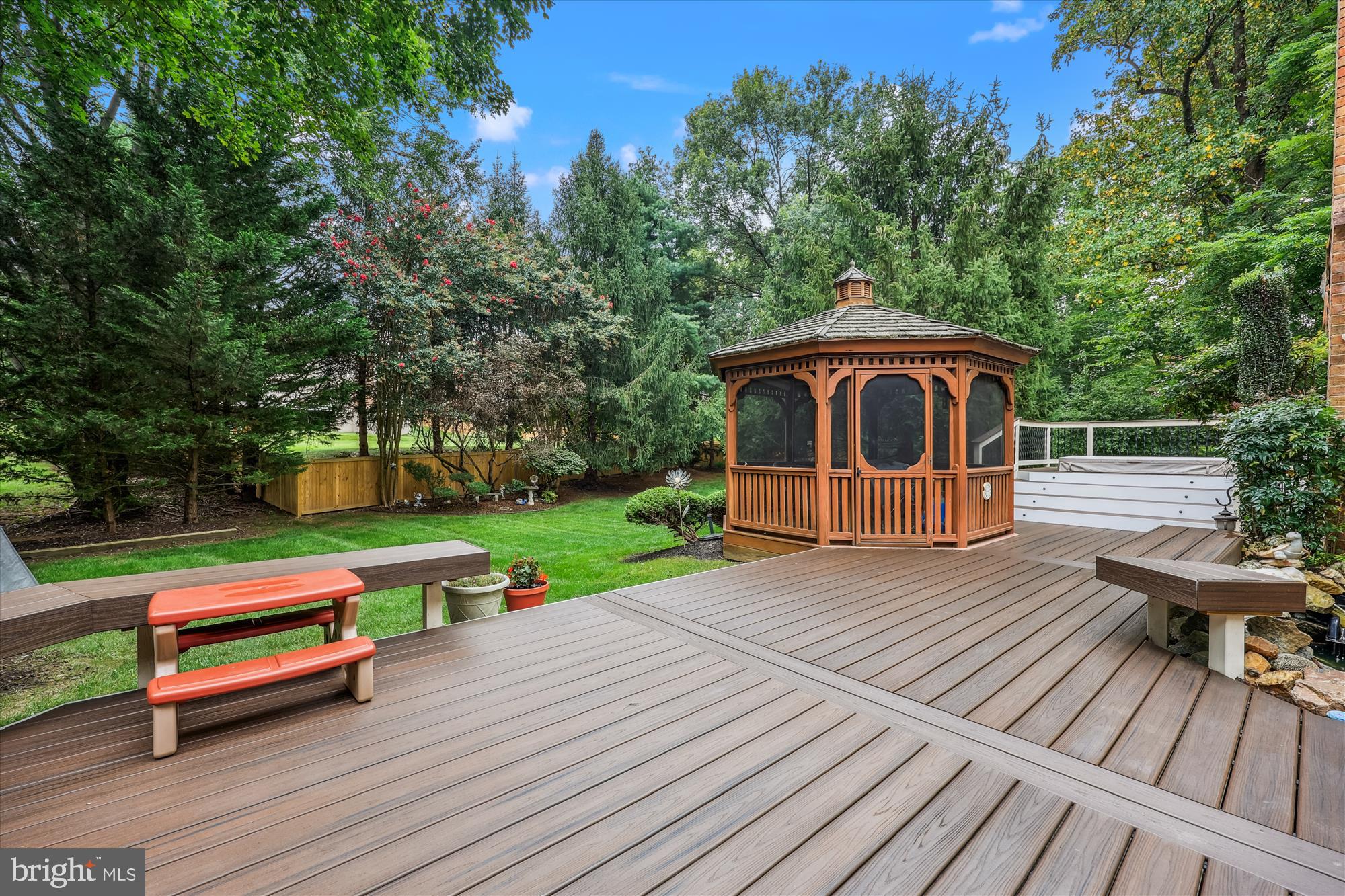 TIMBERLAWN - Residential