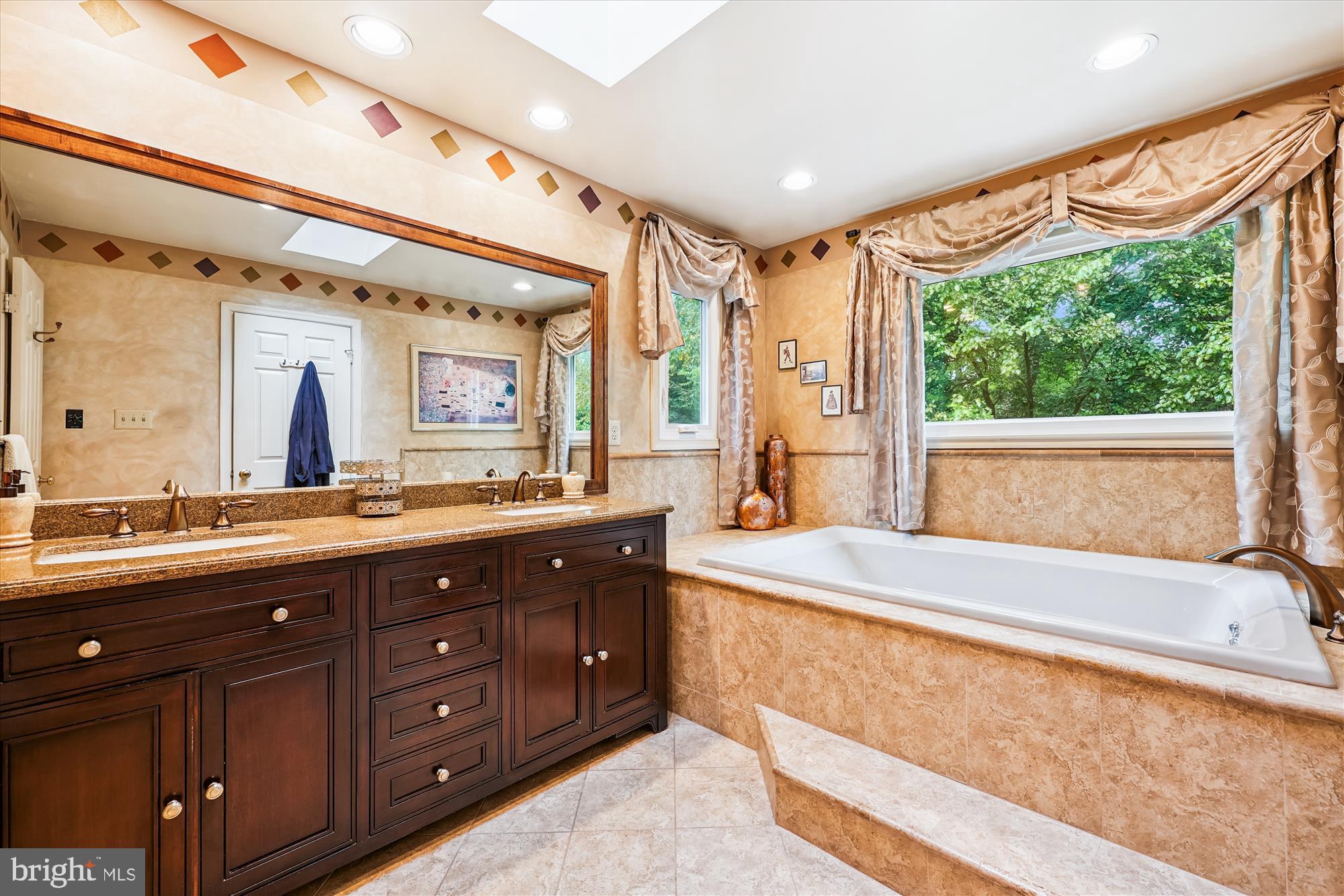 TIMBERLAWN - Residential