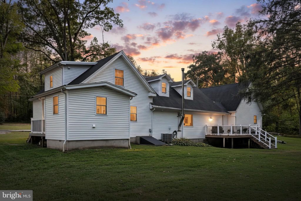 Photo of 755 River Rd, YORK HAVEN, PA 17370 (MLS # PAYK2091288)