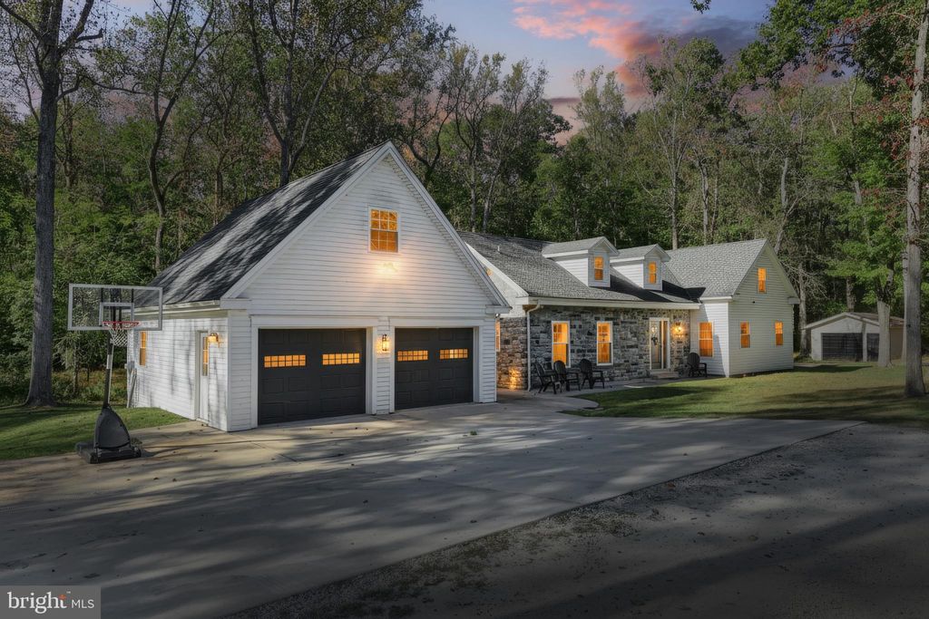Photo of 755 River Rd, YORK HAVEN, PA 17370 (MLS # PAYK2091288)