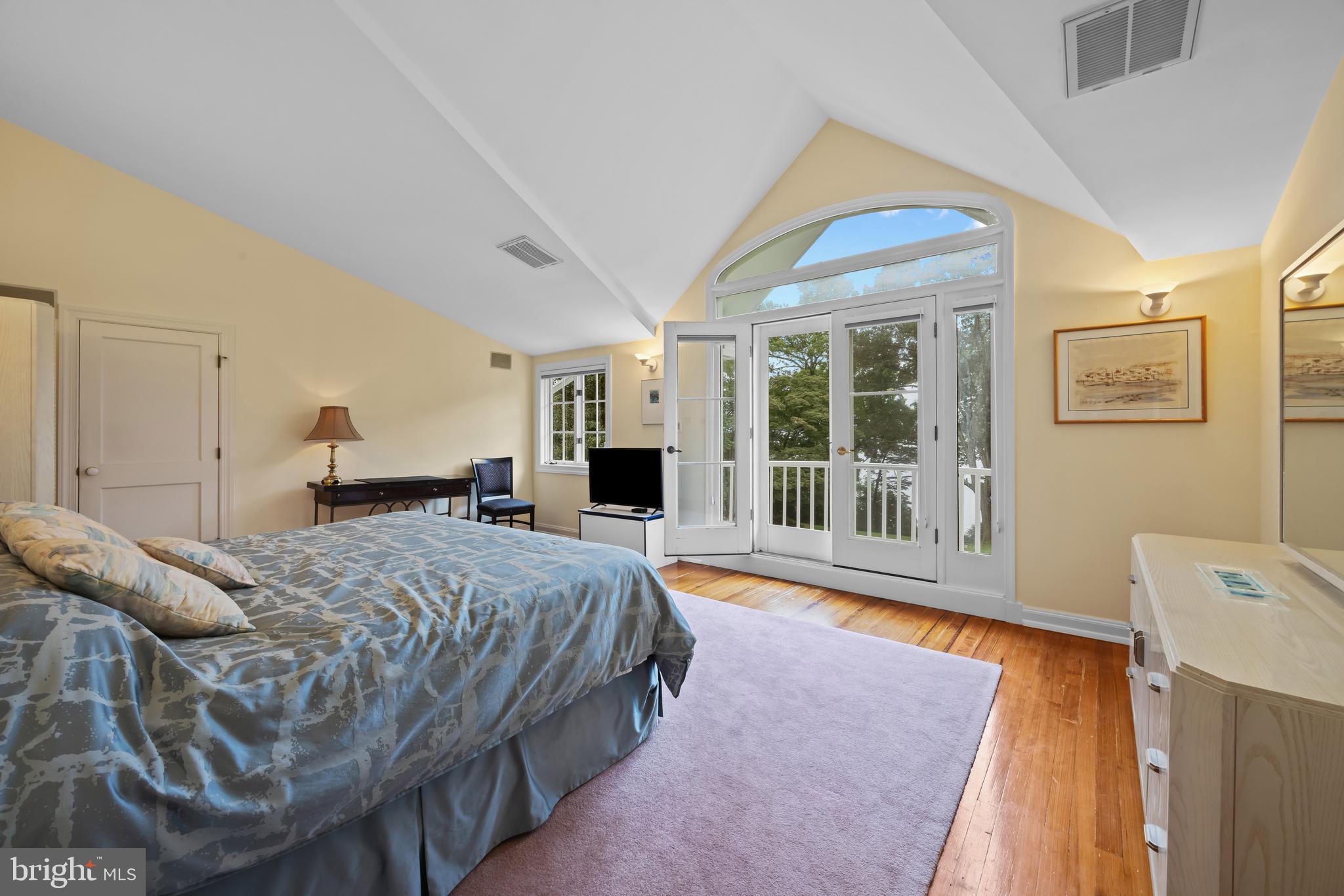 OLDE SEVERNA PARK - Residential