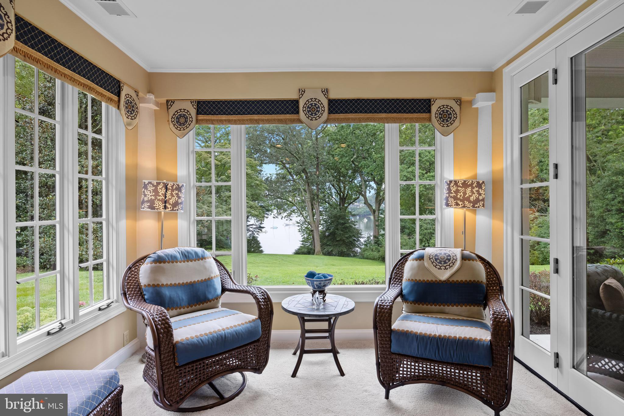 OLDE SEVERNA PARK - Residential