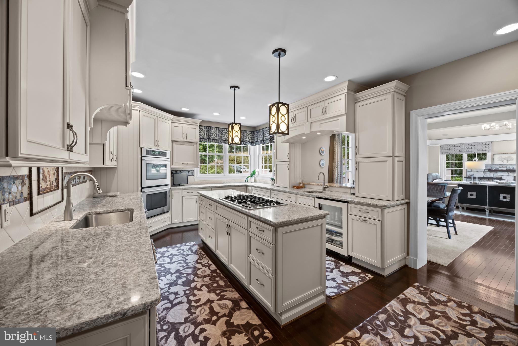 OLDE SEVERNA PARK - Residential