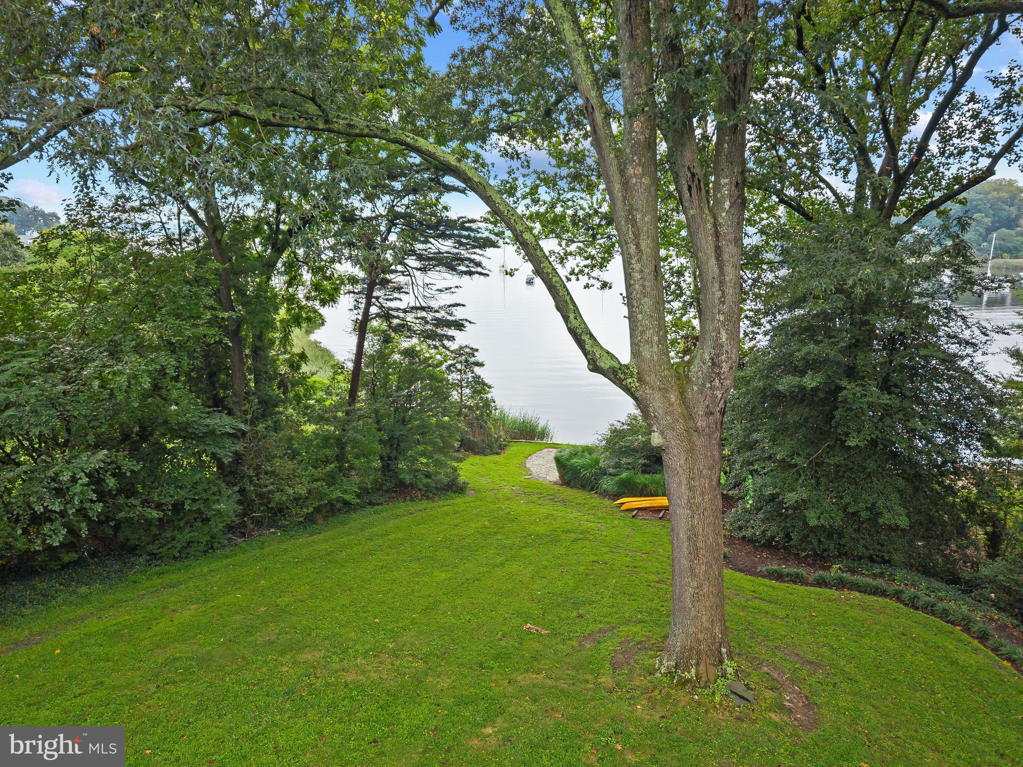 OLDE SEVERNA PARK - Residential