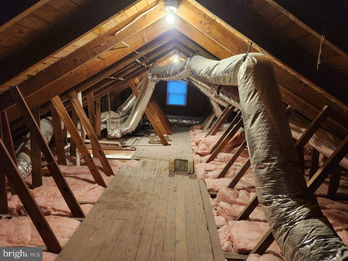 MILLINGTON - Residential