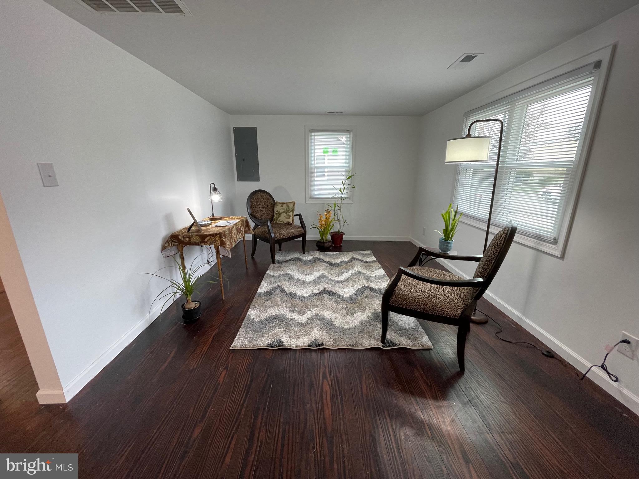 MILLINGTON - Residential