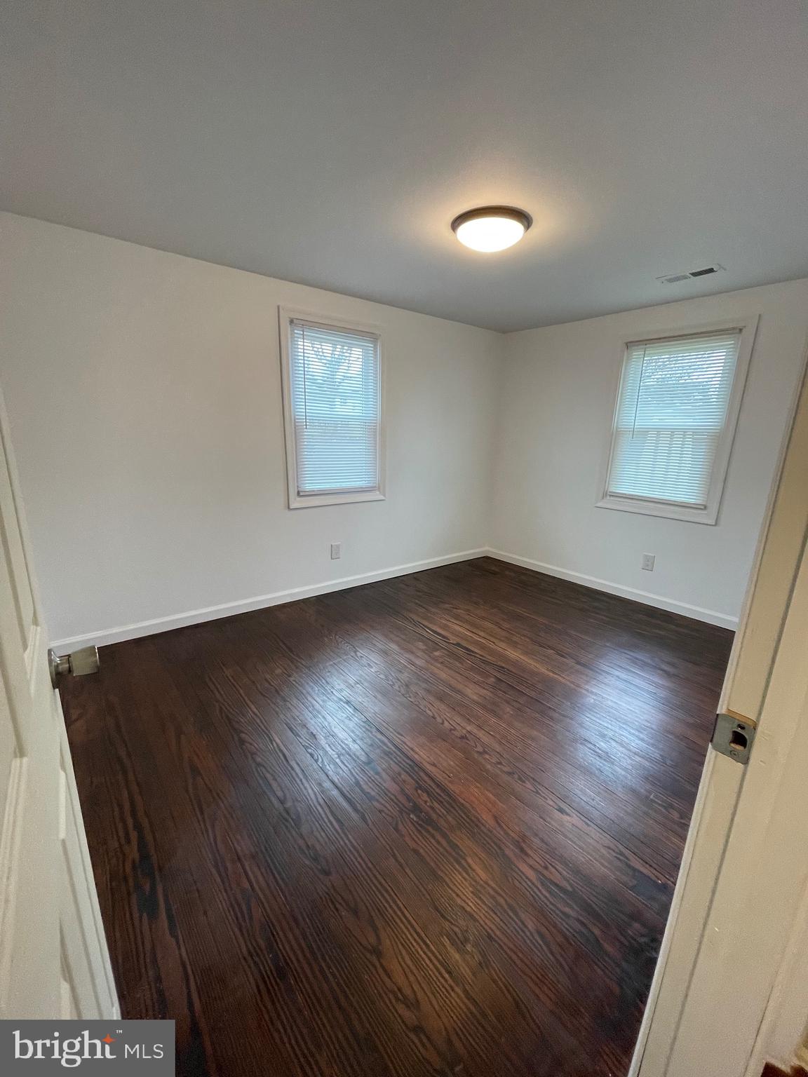 MILLINGTON - Residential